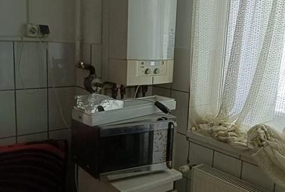 Garsoniera  300 Euro aleea Bistricioara - 10