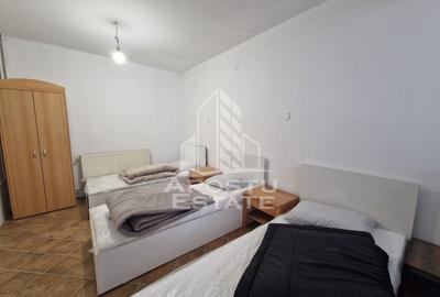 Casa individuala- Spatiu comercial cu 6 camere,280 mp,Zona Dragasani - 14