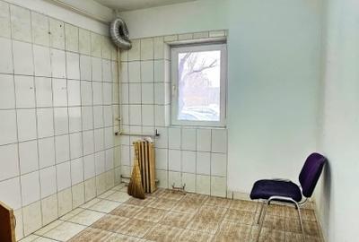 Garsonieră decomandată în Nicolina - 4