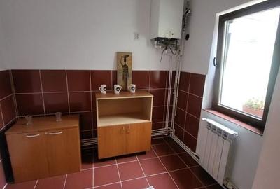 Casa mica, tip studio, centrala si curte proprie, 700 m distanta metrou Iancului - 3