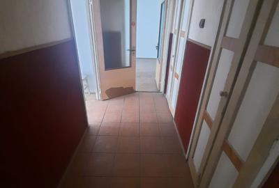Apartament cu 2 camere decomandat, etajul 2/10, zona Alexandru cel Bun - 5