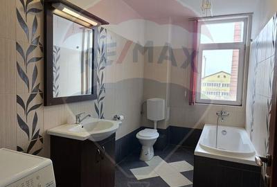 Apartament cu 3 camere în Vitrometan - 12