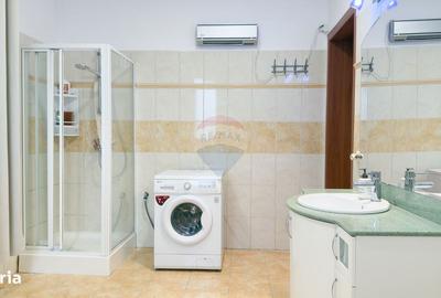 Casă cu 9 camere cu Teren 785 Mp în Păulești - 11