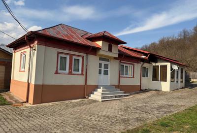 Casă cu 4 camere în Băbana - 5