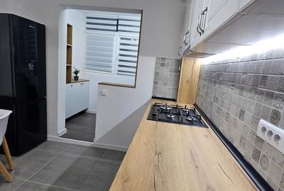 Apartament cu 3 camere semidecomandat, mobilat în Mărgeanului - 12