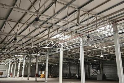 Spațiu industrial, de 2,700 mp, în Vest - 2