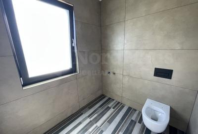 Duplex cu 4 camere cu Canalizare în Exterior Est - 11