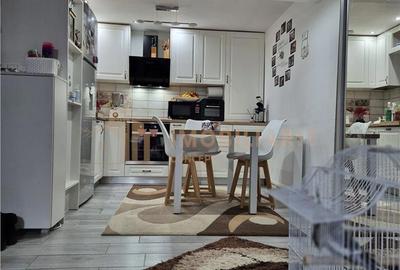 Casă cu Teren 758 Mp în Central - 14