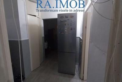 Apartament cu 3 camere decomandat în 9 Mai - 19