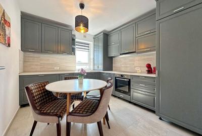 Apartament cu 2 camere decomandat, mobilat în Tractorul