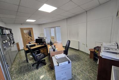 Casa la curte individuala Sector 4 (M Eroii Revolutiei) - 5