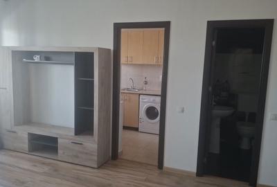 Garsonieră decomandată în Central - 8