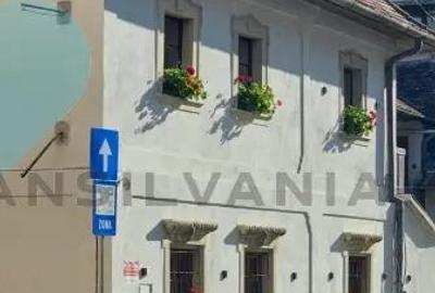 Casa Aurarului Bijuterie istorica unica in inima Clujului - 1