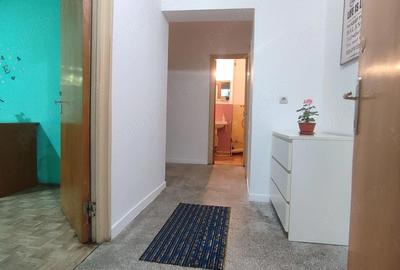 Apartament cu 2 camere decomandat în Negru Vodă - 2