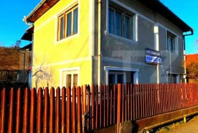 Casă cu 5 camere cu Teren 1950 Mp în Central - 6