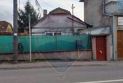 Casa / Vila de vanzare - 2