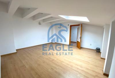 Casă individuală cu 9 camere cu Canalizare în Inel II - 17