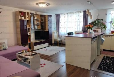 Apartament cu 2 camere decomandat în Astra