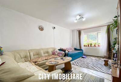Apartament 2 camere, decomandat, garaj, str. Plopilor