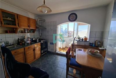 Apartament cu 3 camere decomandat în Triaj - 7