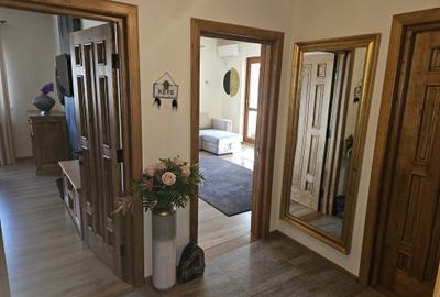 Apartament cu 2 camere decomandat, mobilat în Mamaia - 3