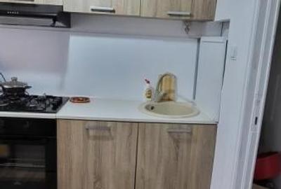 Apartament cu 3 camere, mobilat în P-ța Universității - 16