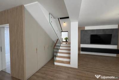 Casă cu 4 camere cu Teren 250 Mp în Central - 12