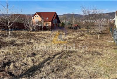 Teren de 2500 mp, în Central - 2