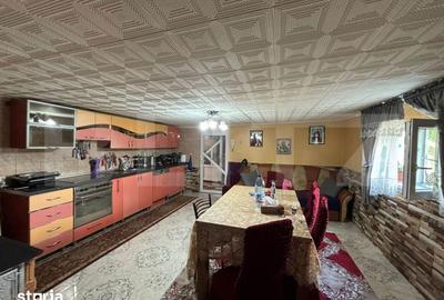 Casă cu 6 camere cu Teren 40 Mp în Central - 12