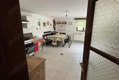 Casă cu 4 camere în Central - 5