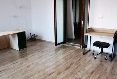 Spa?iu comercial cu utilita?i incluse - 1