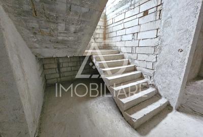 Vila P+2 de vanzare – cartier Barsesti - 9