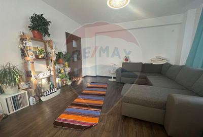 Apartament cu 2 camere decomandat în Crângași - 10