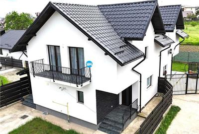 Casă cu 4 camere cu Teren 220 Mp în Horpaz