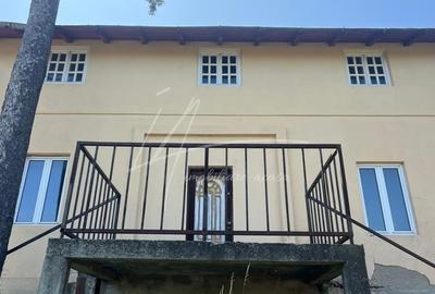 Teren intravilan cu casa- 1740 mp. in Provita de Sus-PH - 40