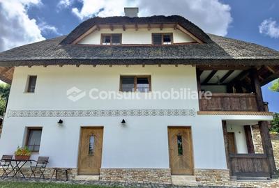 Casa deosebita, cu un stil traditional - 2