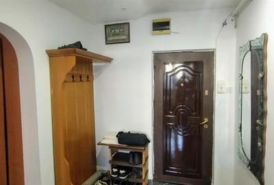 Apartament 2 camere parter Micro 14 - 11