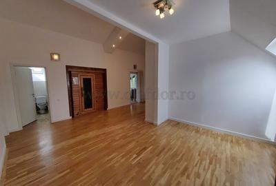 Vilă cu piscina langa British School - 18