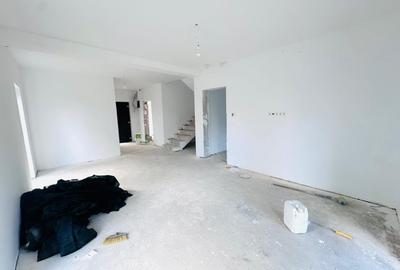 Duplex cu 5 camere cu Canalizare în Urseni - 2