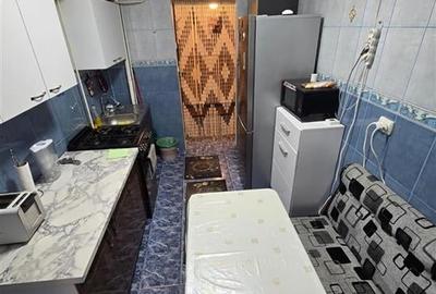 Etaj 2 - Piata Dacia , 4 camere decomandat 92mp , 2 balcoane, 2 bai Etaj 2 - Piata Dacia , 4 camere decomandat 92mp , 2 balcoane, 2 bai - 6