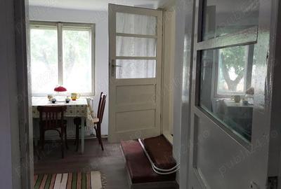 Casă cu 2 camere cu Teren 616 Mp în Drăgășani - 2