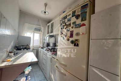 Apartament cu 3 camere, semidecomandat,etaj intemediar, zona Dambovita - 5