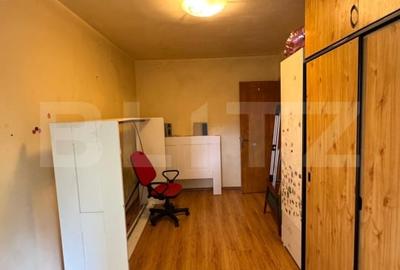 Apartament de vanzare, 3 camere, 65 mp, etaj intermediar, zona Calea Bucuresti - 4