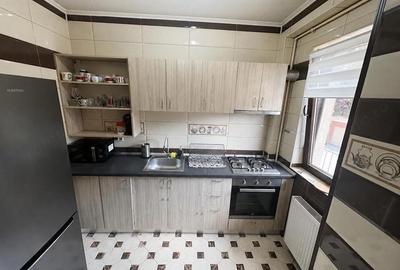 Apartament cu 2 camere decomandat în Dobroești