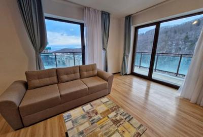 Particular ,inchiriez apartament 2 camere in Tampa Gardens 530 euro/luna - 1