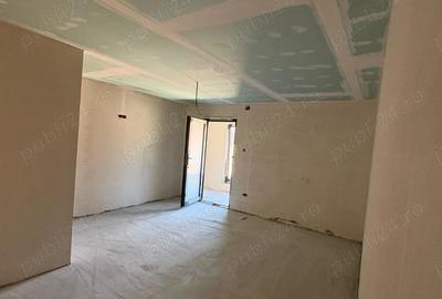 Casă cu 4 camere cu Teren 648 Mp în Central - 9