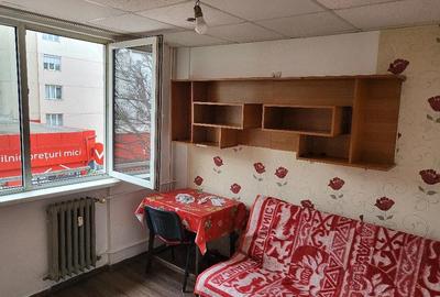 Garsonieră nedecomandată în Central - 3