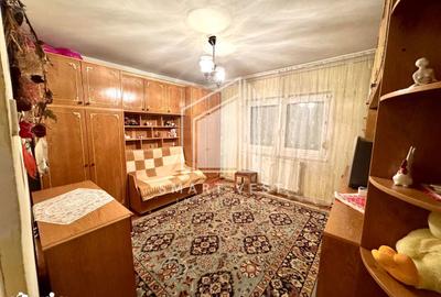 Apartament cu 2 camere decomandat în Micro 17