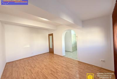 2 camere in Micro 21 constructie b.c.a. din 2008 - 7