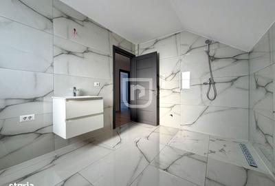 Casă cu 4 camere cu Canalizare în Central - 11